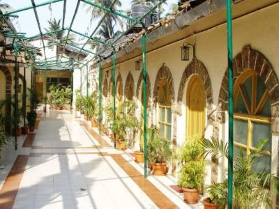Juhu Hotel Mumbai Exterior photo